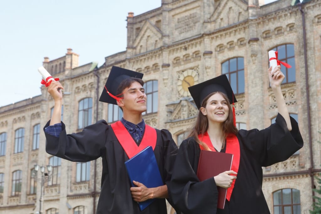image 73｜ 留学や履歴書に役立つ！学士・修士・博士の英語での言い方まとめ